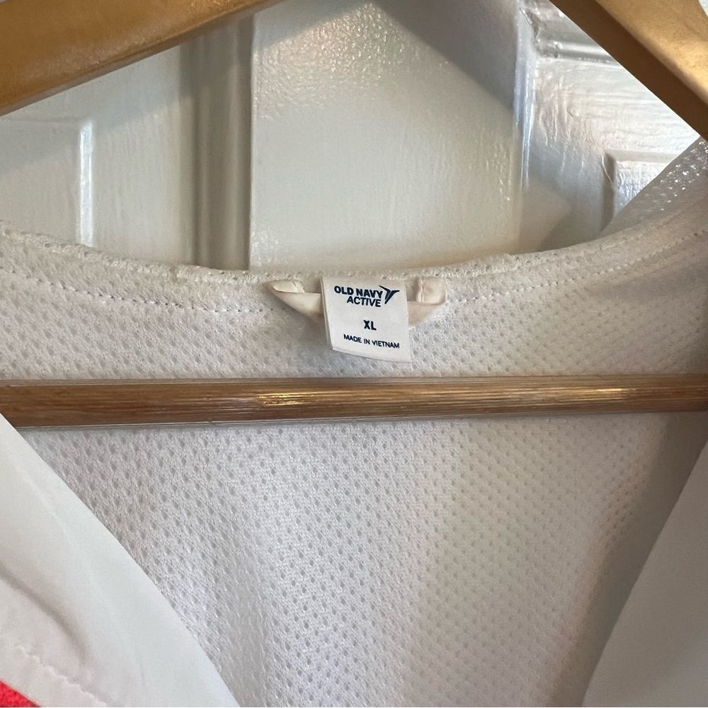 Old Navy 1/4 Zip Colorblock Windbreaker - Picture 4 of 6